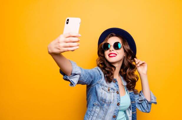 Instagram bans some selfies filters due to mental health problems