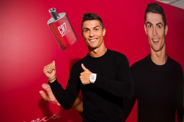 Cristiano Ronaldo makes more from Instagram than from soccer